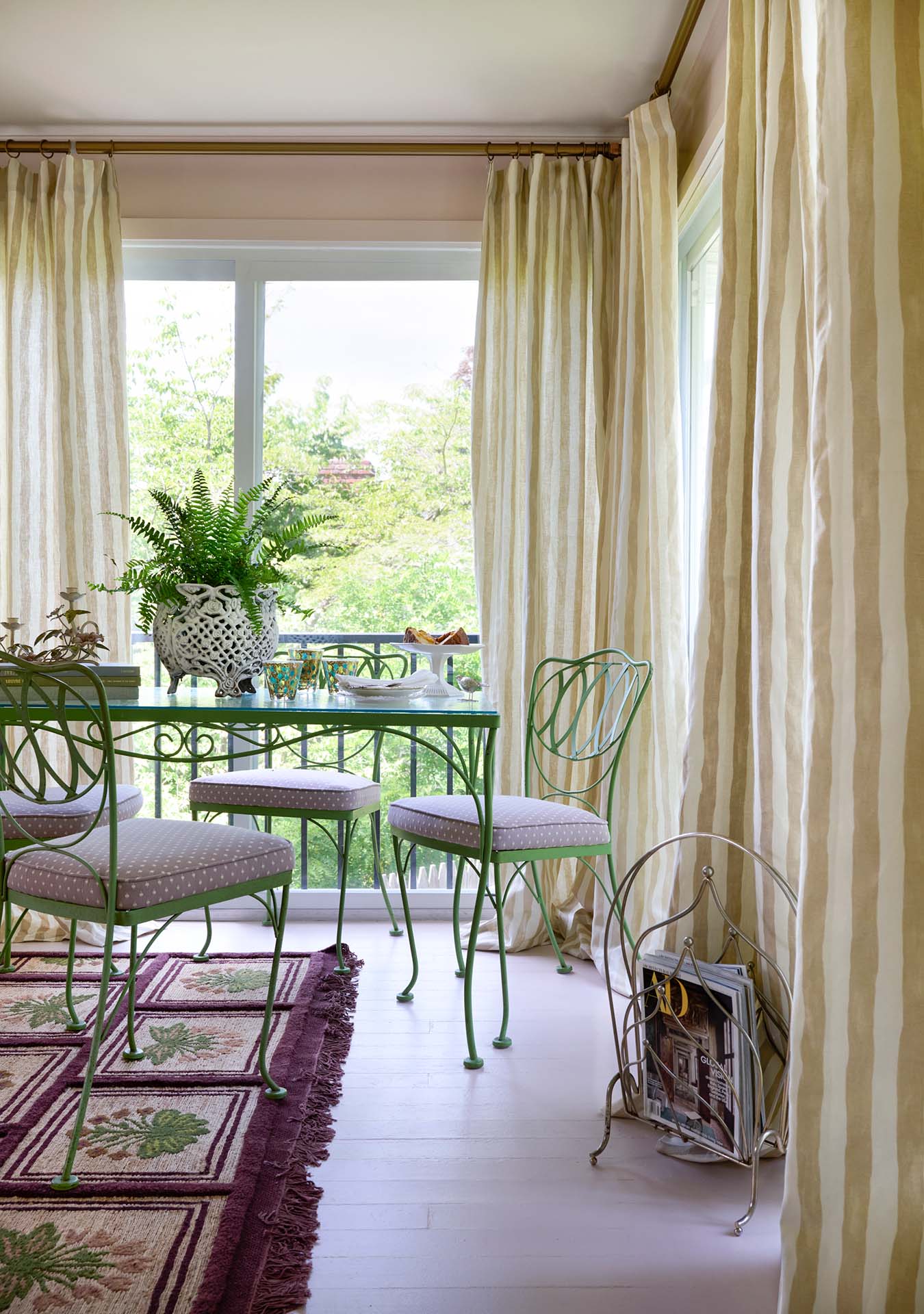 Ladies Sunroom